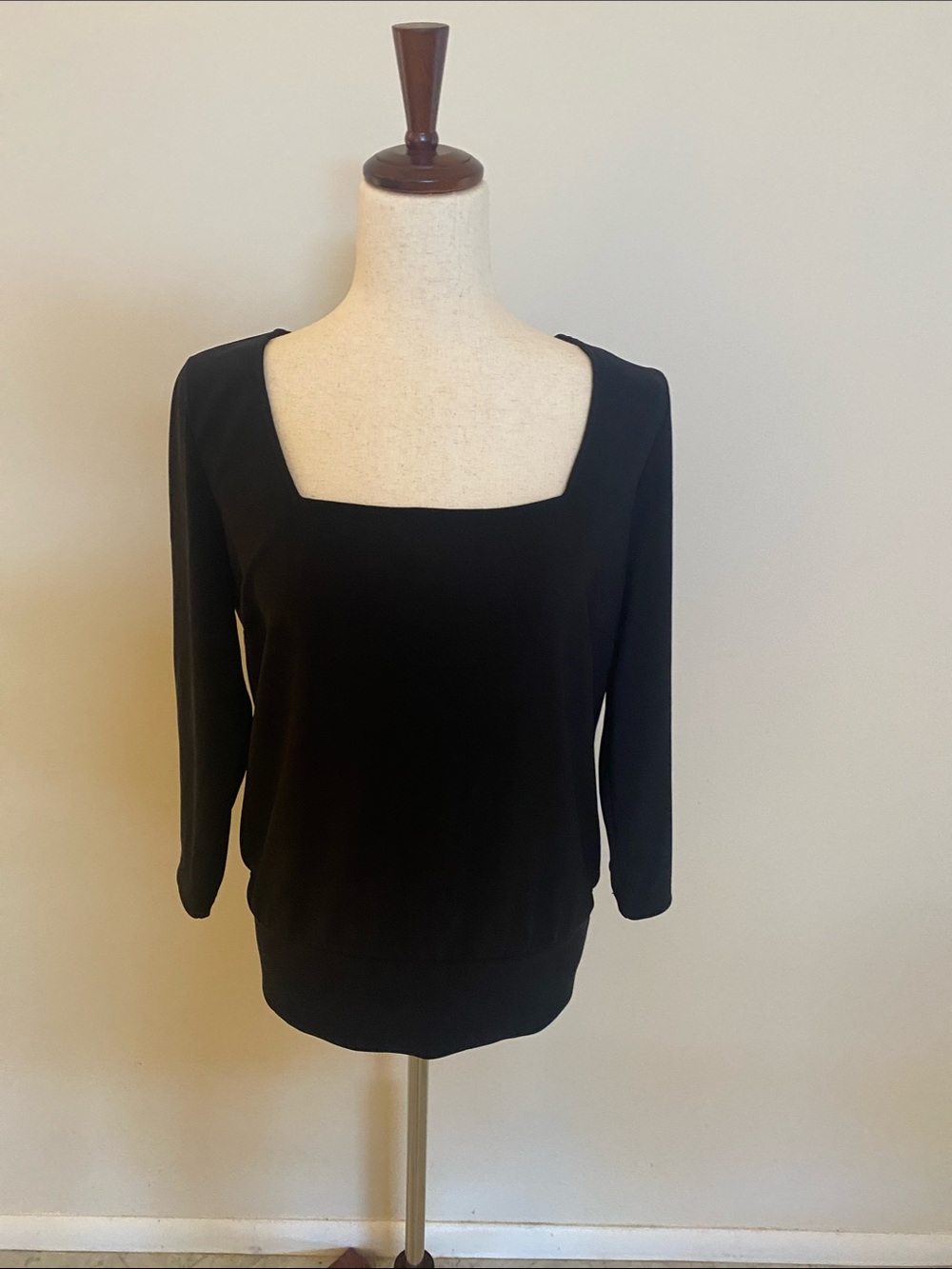 Boston Proper Travelers NWOT Black 3/4 sleeve top never worn
